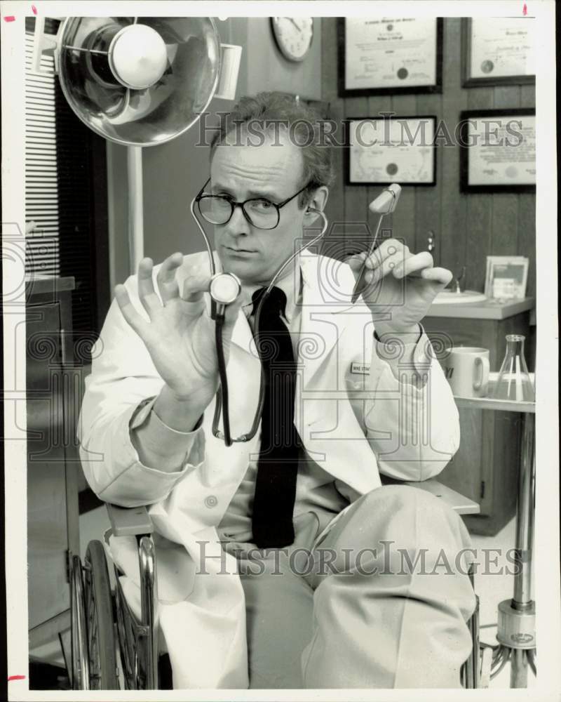 1989 Press Photo Matt Frewer stars in &quot;Doctor, Doctor,&quot; on CBS-TV. - hcb55367- Historic Images