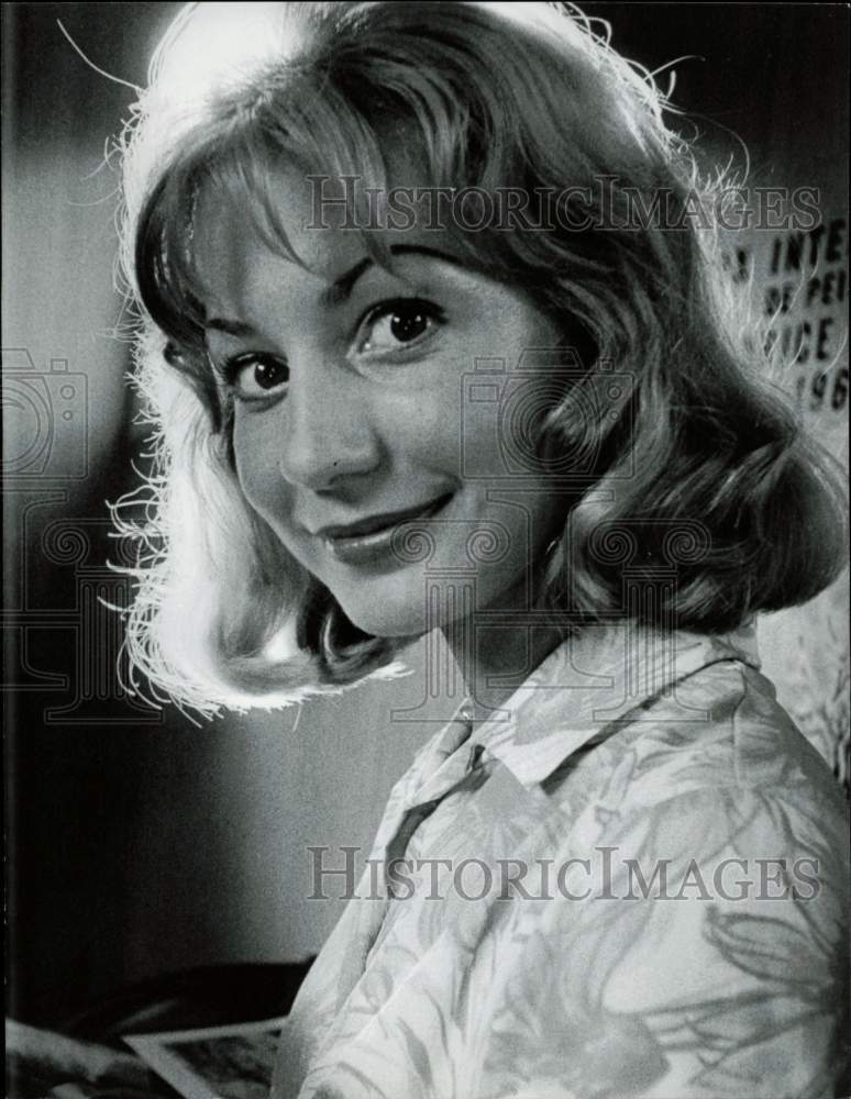 1964 Press Photo Actress Ginger Wright - hcb55418- Historic Images