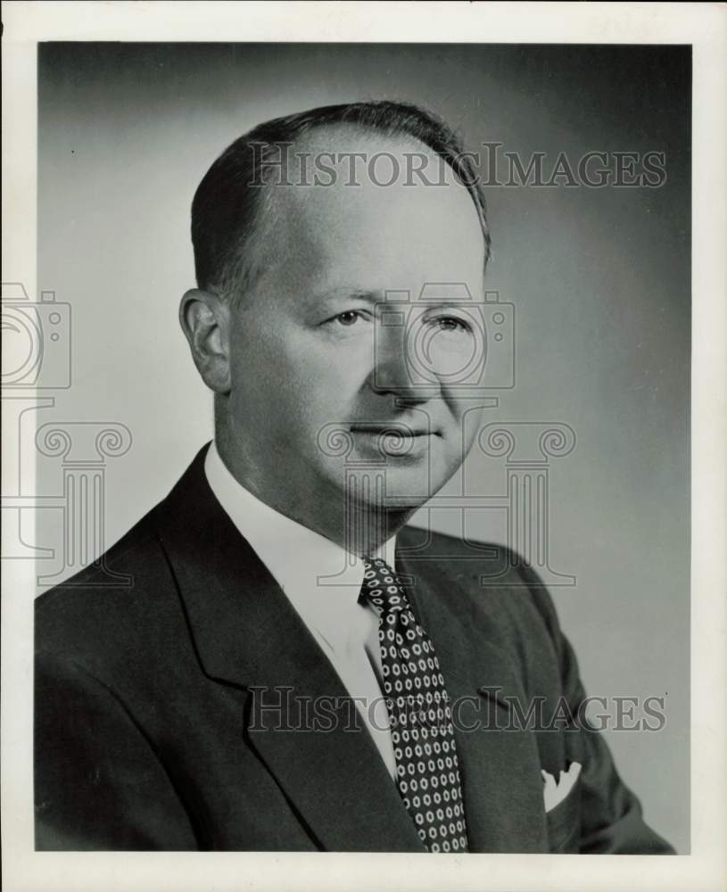 1952 Press Photo Leslie Worthington, President of U.S. Steel Supply Division.- Historic Images