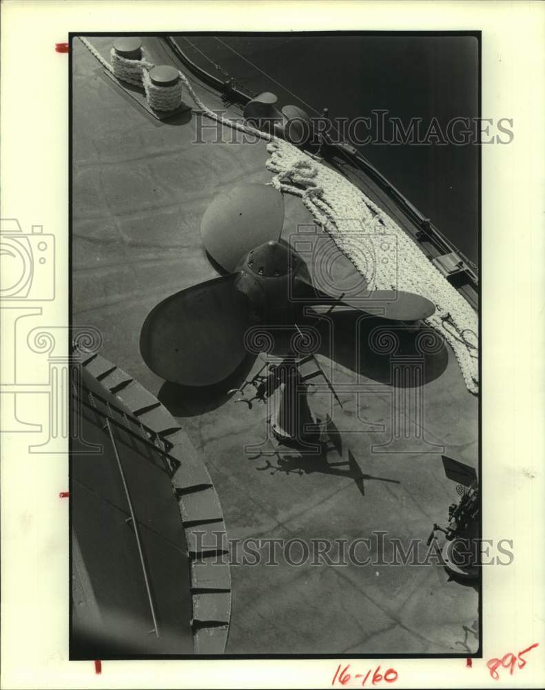 1980 Press Photo Giant propeller from USS Texas battleship - hcm00027