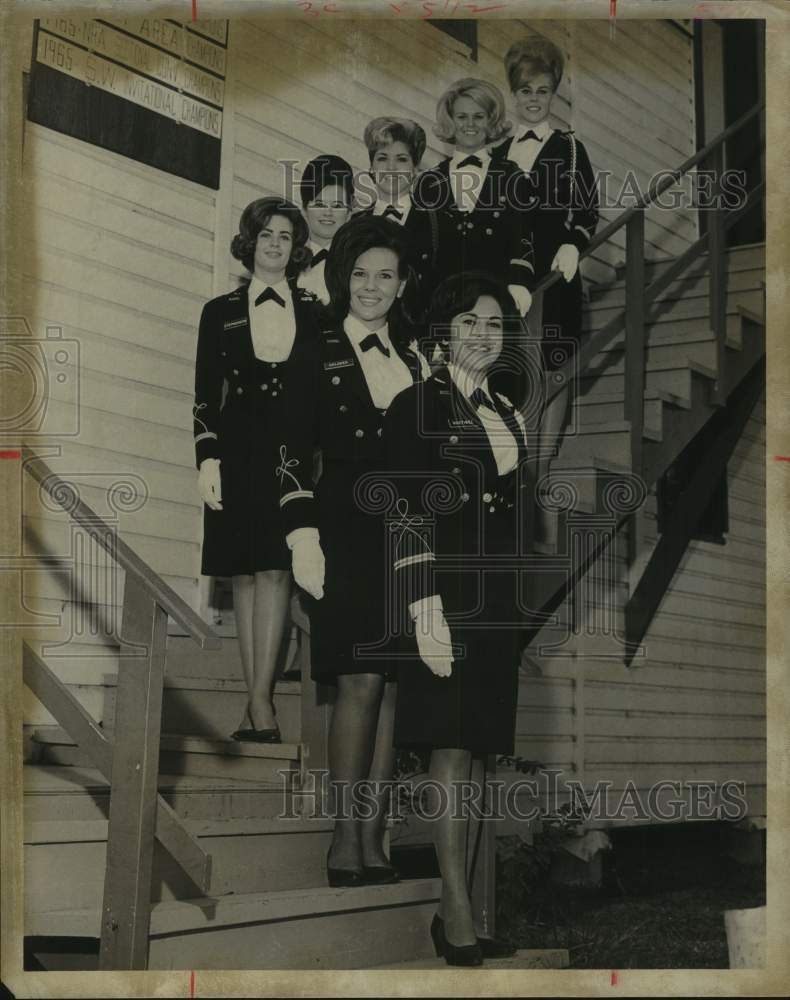 1965 Press Photo University of Houston ROTC sponsors - hcm00062