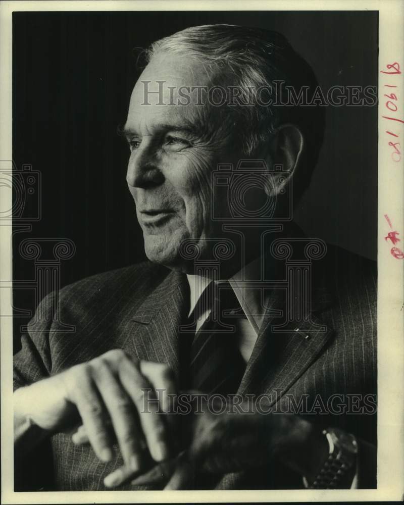 1972 Press Photo Candid shot of General Maxwell D. Taylor - hcm00092