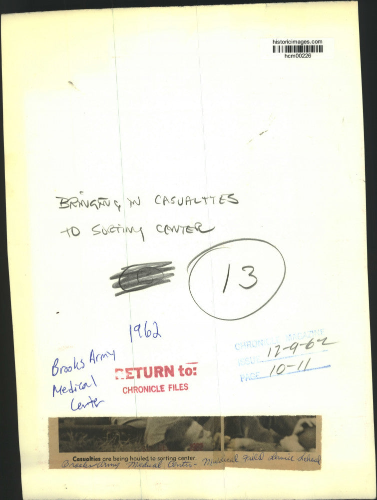 1962 Press Photo Casualties at sorting center; Brooks Army Medical Field School