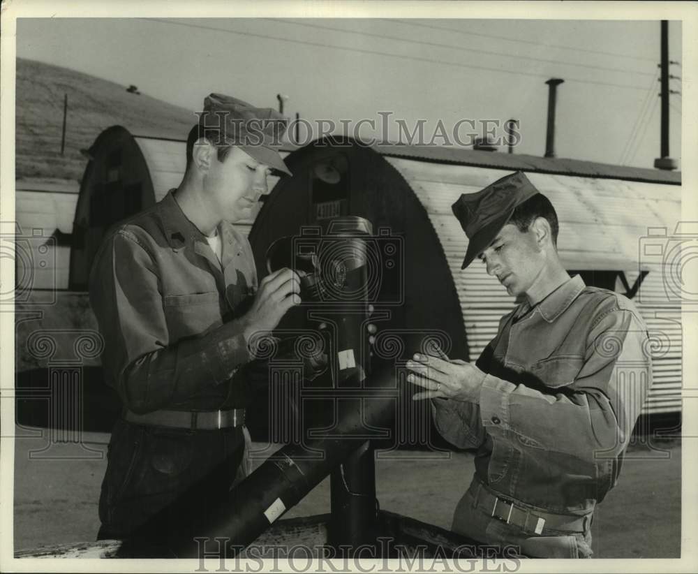 1963 Press Photo Houston Marines train at Pendleton; Adrian Dowdy, David Greene
