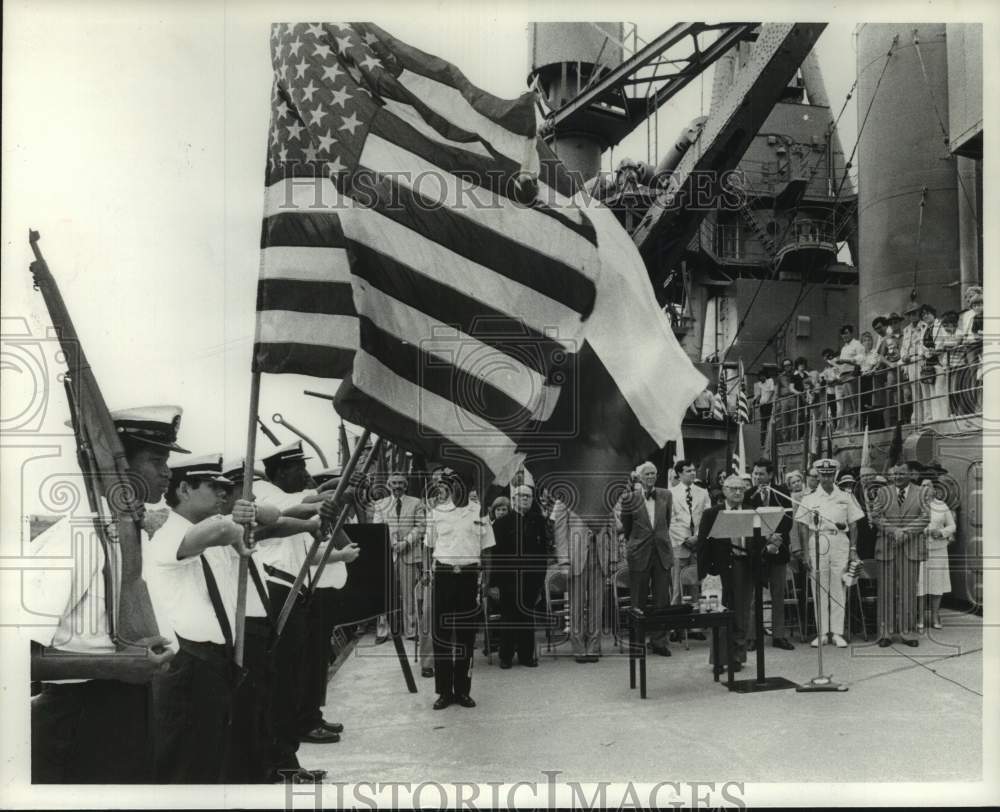 1978 Press Photo Ceremony on deck of USS Texas battleship in Houston - hcm00372