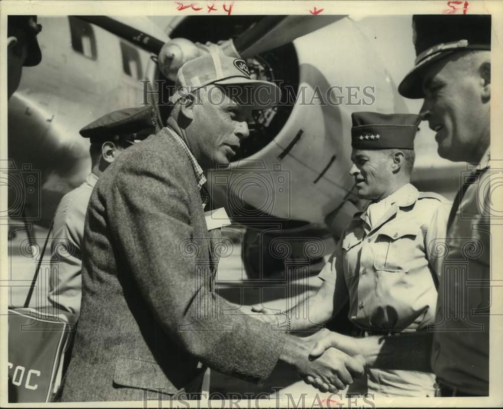 1963 Press Photo Dr. Kenneth Pitzer greeted at Ft. Benning, GA conference