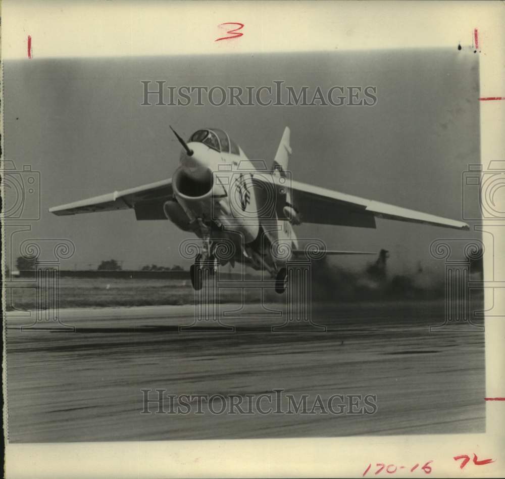 1972 Press Photo A-7 Corsair II-2 prototype plane clears runway on maiden flight
