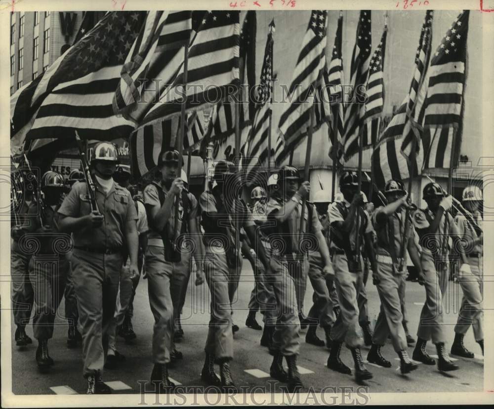 1970 Press Photo Army honor guard marches in Armed Forces Day Parade, Houston