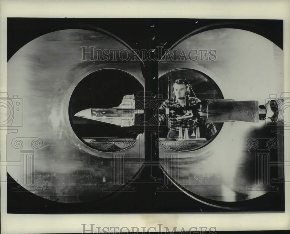 1962 Press Photo model of proposed reentry vehicle tested; NASA&#39;s Langley Field
