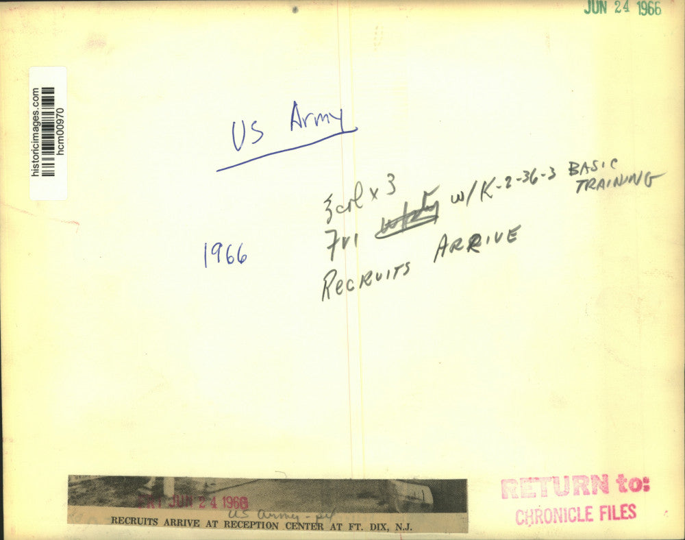 1966 Press Photo Recruits arrive at reception center at Fort Dix, NJ - U.S. Army