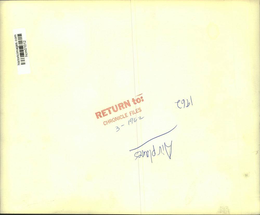 1962 Press Photo Soviet soldiers prepare rocket to be hung to carrier airplane