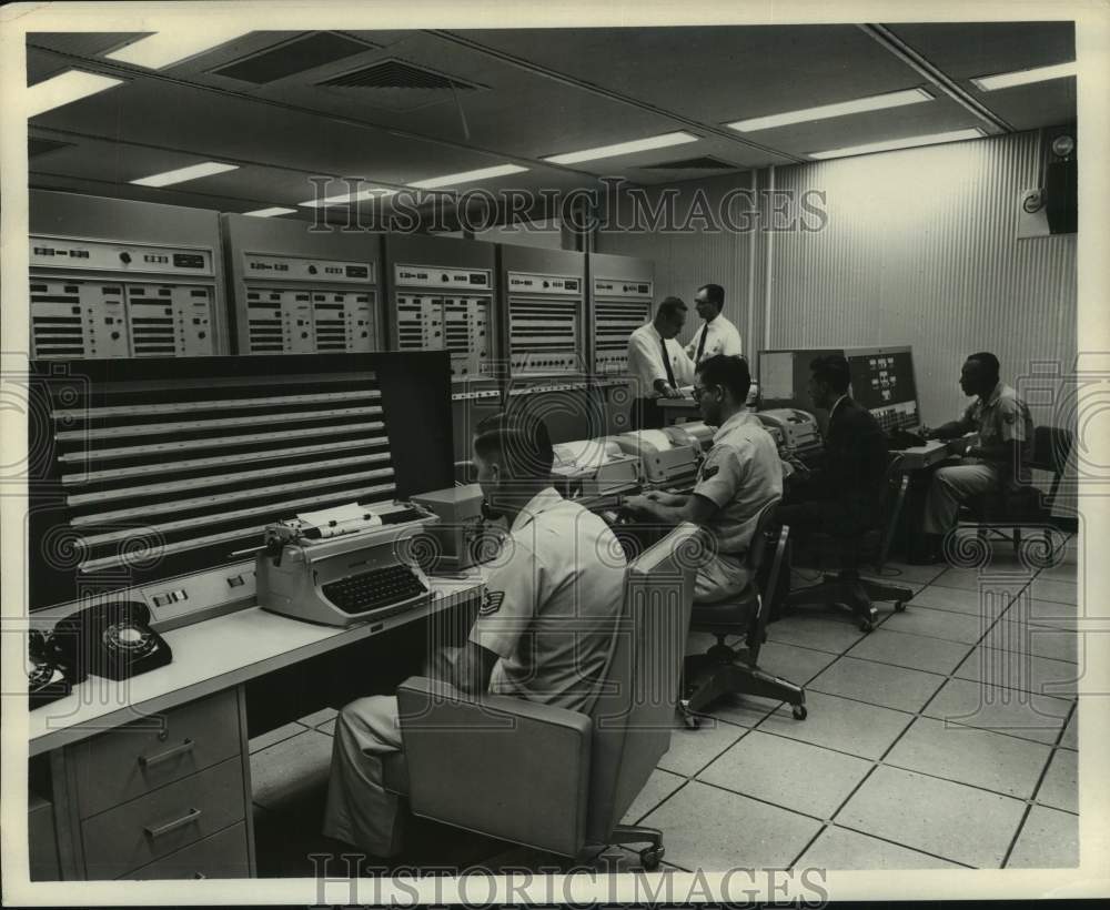 1961 Press Photo Automatic Digital Relay at Air Defense Op Center in Colorado