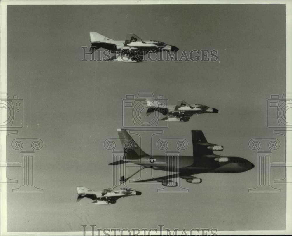 1971 Press Photo U.S. Air Force planes in formation - SAC - hcm01262