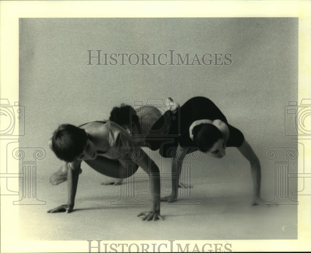 1985 Press Photo Chrysalis repertory Dance Company. - hcp02947- Historic Images