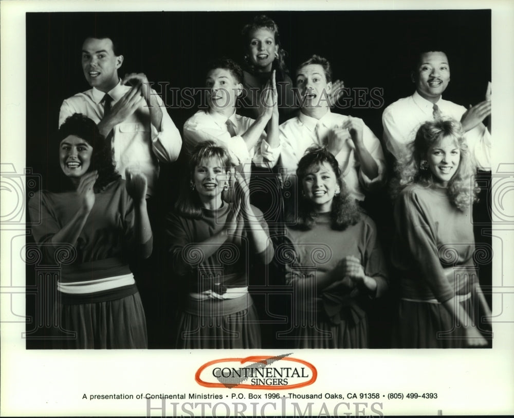 1990 Press Photo Members of &quot;Continental Singers&quot;. - hcp02956- Historic Images