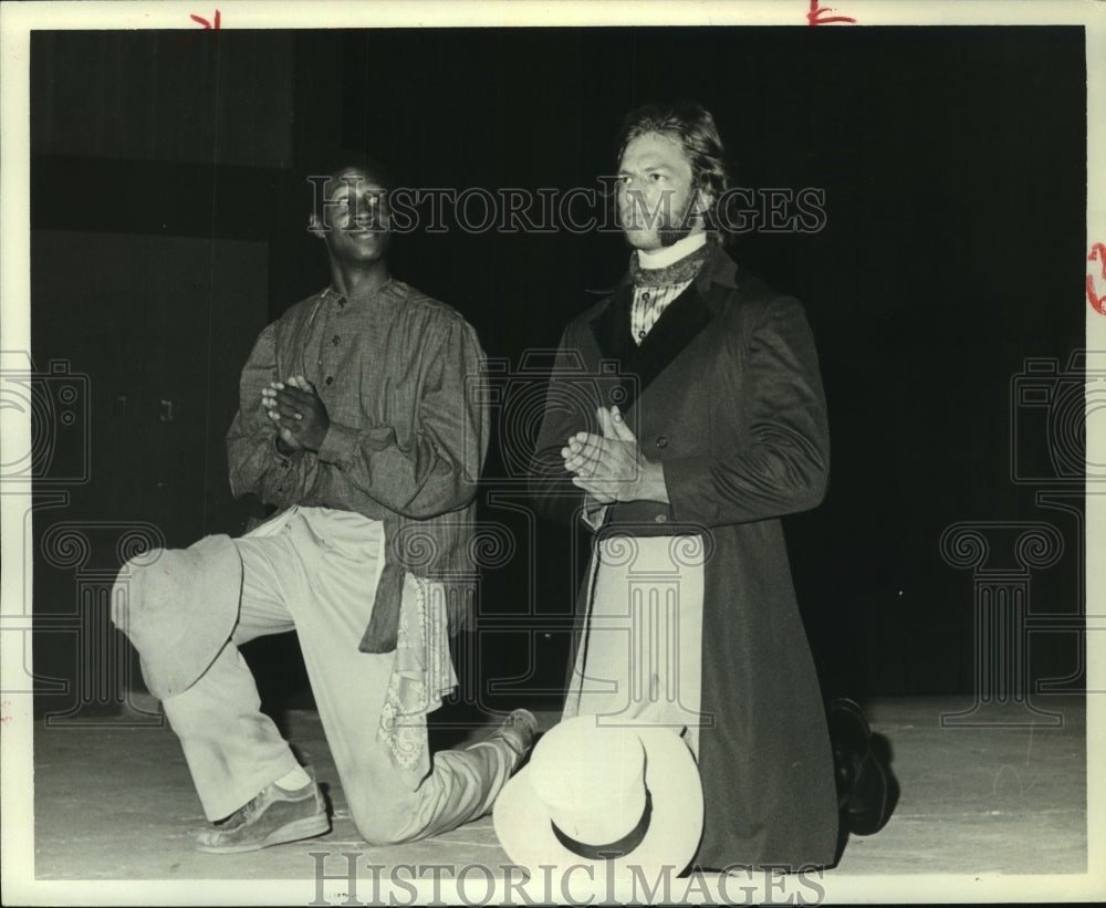 1977 Press Photo Scene from &quot;The Lone Star&quot; play at Galveston Island Texas.- Historic Images