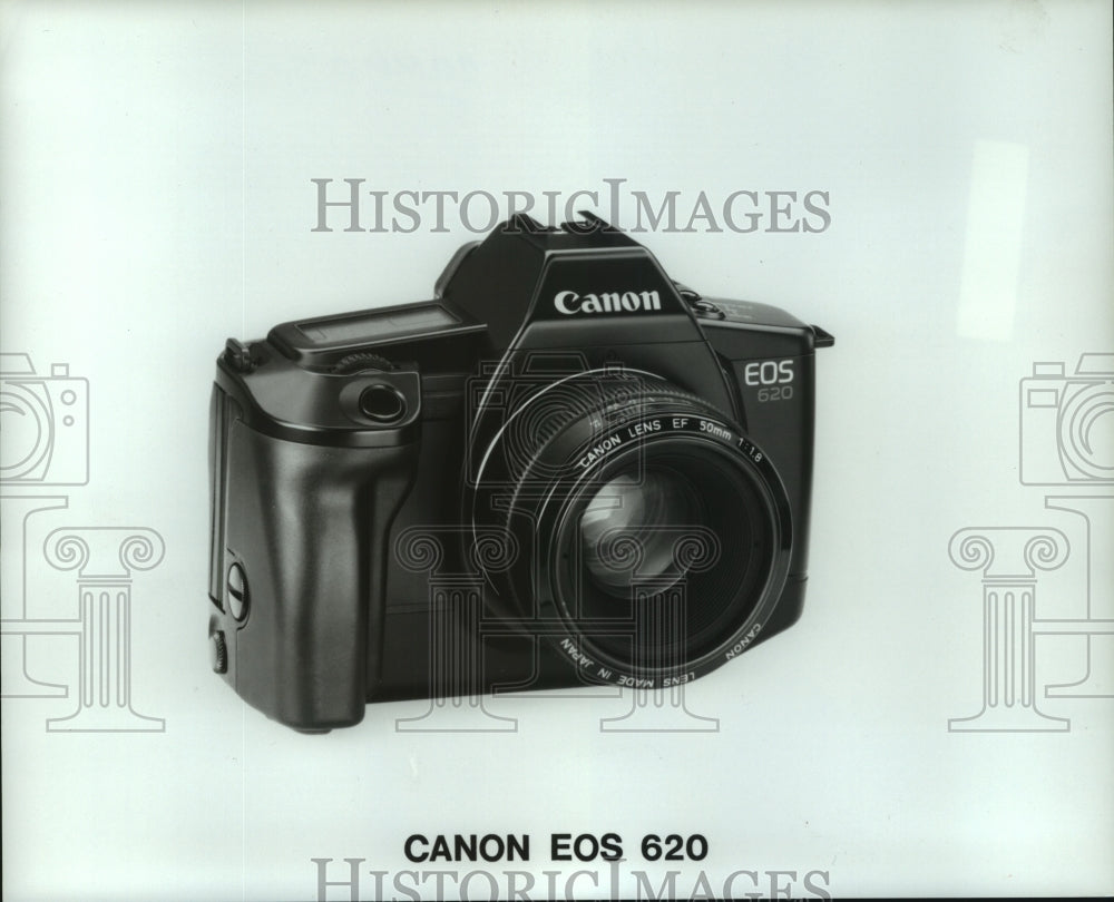 1987 Press Photo Canon EOS 620 camera. - hcp03336- Historic Images