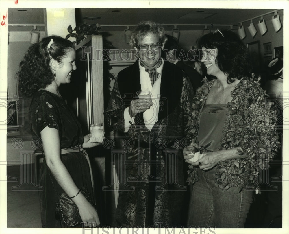 1983 Press Photo Attendees of Chocolate Bayou Theater Company Guild party, TX- Historic Images