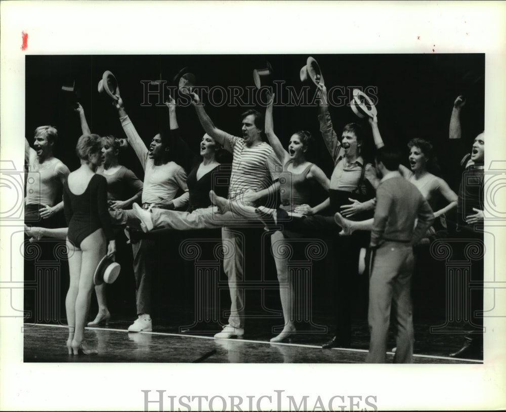 1991 Press Photo Touring company of &quot;A Chorus Line&#39; at Music Hall. - hcp03404- Historic Images