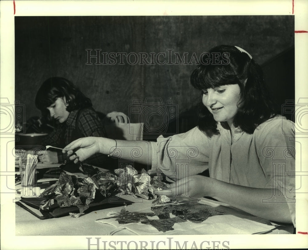 1979 Press Photo Elizabeth Klein at Contemporary Arts Museum in Houston.- Historic Images