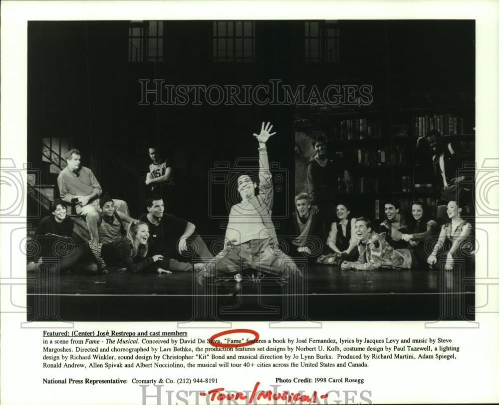 1998 Press Photo Jose Restrepo and cast members of &quot;Fame - The Musical&quot;- Historic Images