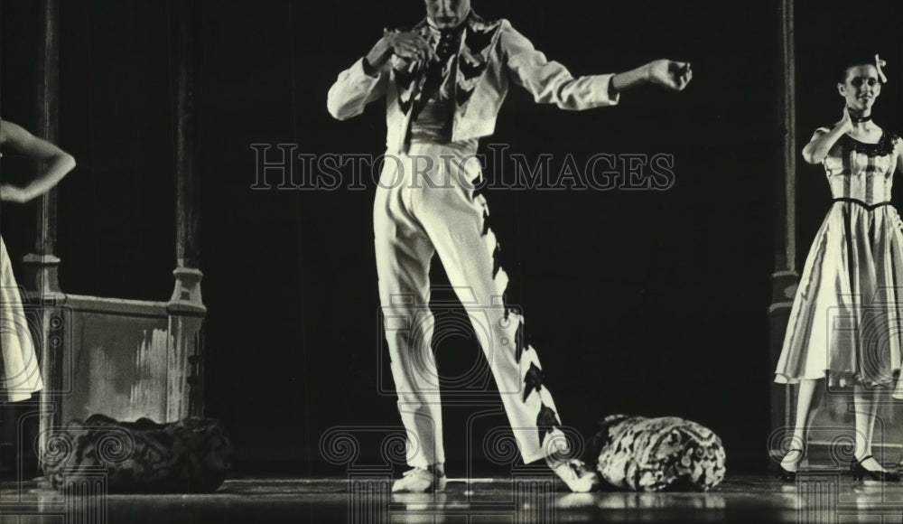 1982 Press Photo Darrell Pucciarello acts in Greater Houston Civic Ballet show- Historic Images