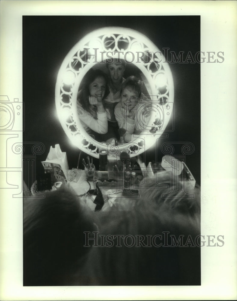 1988 Press Photo Members of the Chocolate Bayou Theatre Company in Houston- Historic Images