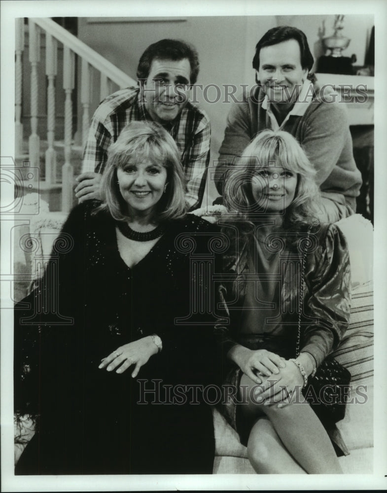 1987 Press Photo Actors in &quot;Changing Patterns,&quot; a new CBS television show.- Historic Images