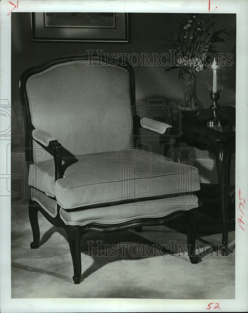 1980 Press Photo Louis XV-style armchair form Montgomery&#39;s &quot;French Connection&quot;- Historic Images