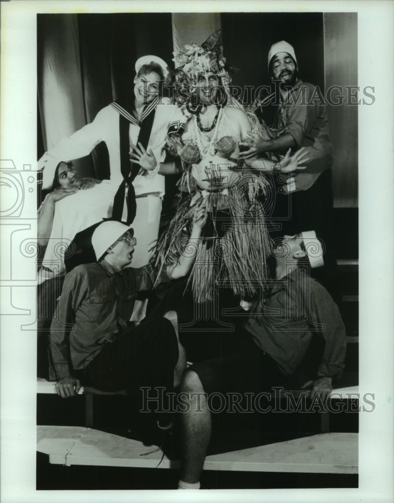 1989 Press Photo Play performers at Galveston Island State Park - hcp03886- Historic Images