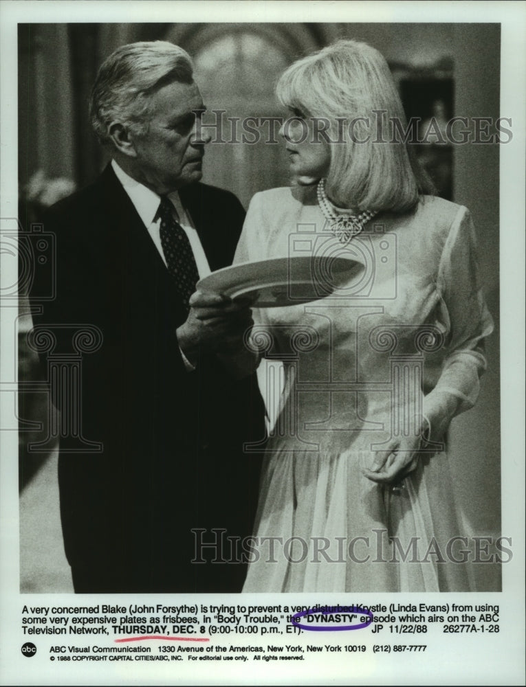 1988 Press Photo John Forsythe & Linda Evans in scene from "Dynasty".- Historic Images