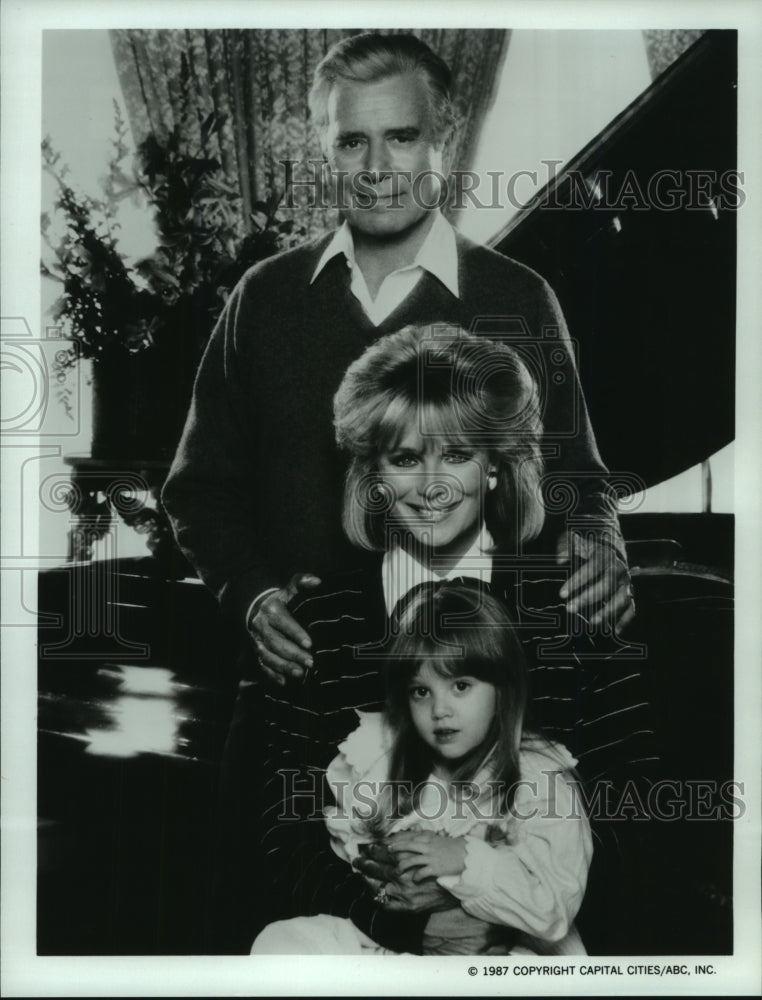 1987 Press Photo John Forsythe, Linda Evans, and Jessica Player on &quot;Dynasty&quot;- Historic Images