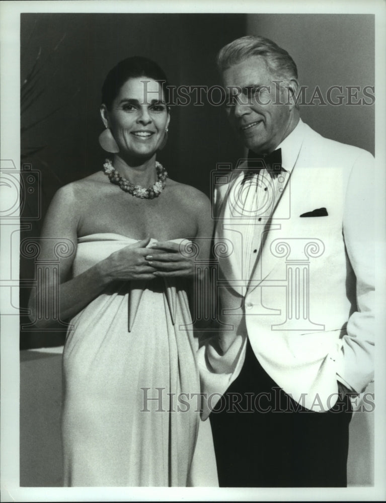 1985 Press Photo Ali McGraw and John Forsythe act in the series &quot;Dynasty&quot;- Historic Images