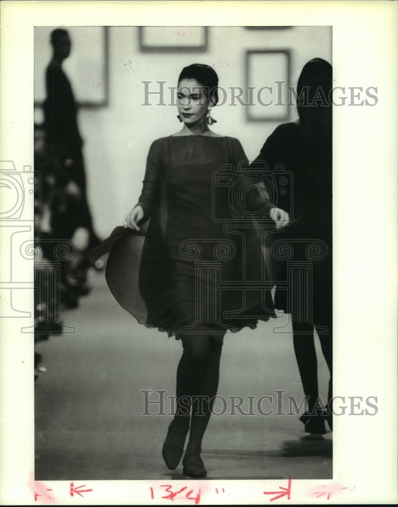 1989 Press Photo Model wearing quilted boleros embroidered in velvet.- Historic Images