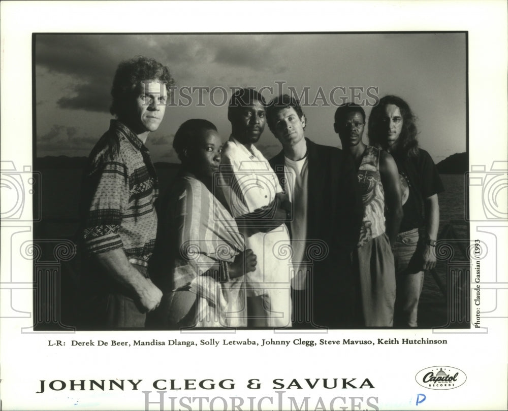 1993 Press Photo Members of &quot;Johnny Clegg &amp; Savuka&quot;. - hcp04464- Historic Images