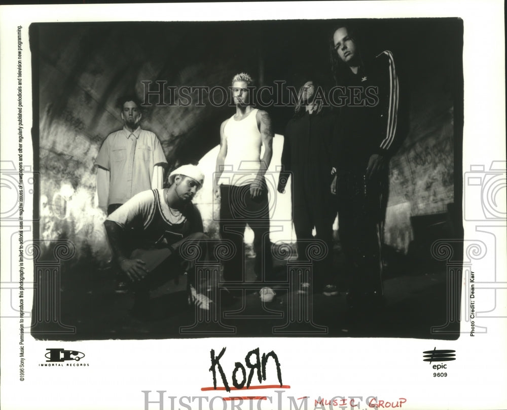 1996 Press Photo Members of the music group Korn - hcp04607- Historic Images