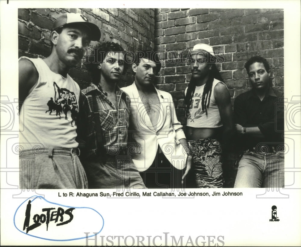 1988 Press Photo Rock music group Looters. - hcp04928- Historic Images