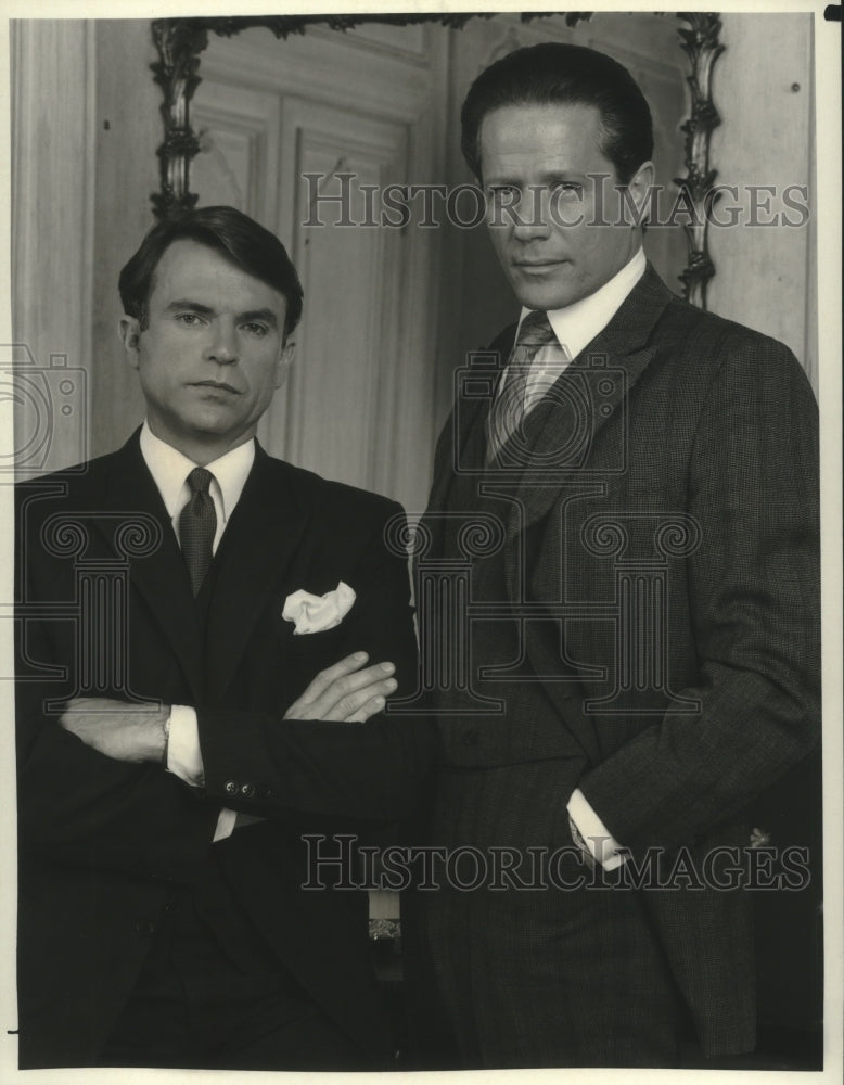 1985 Press Photo Sam Neill and Peter Strauss act in &quot;Kane &amp; Abel&quot; miniseries- Historic Images