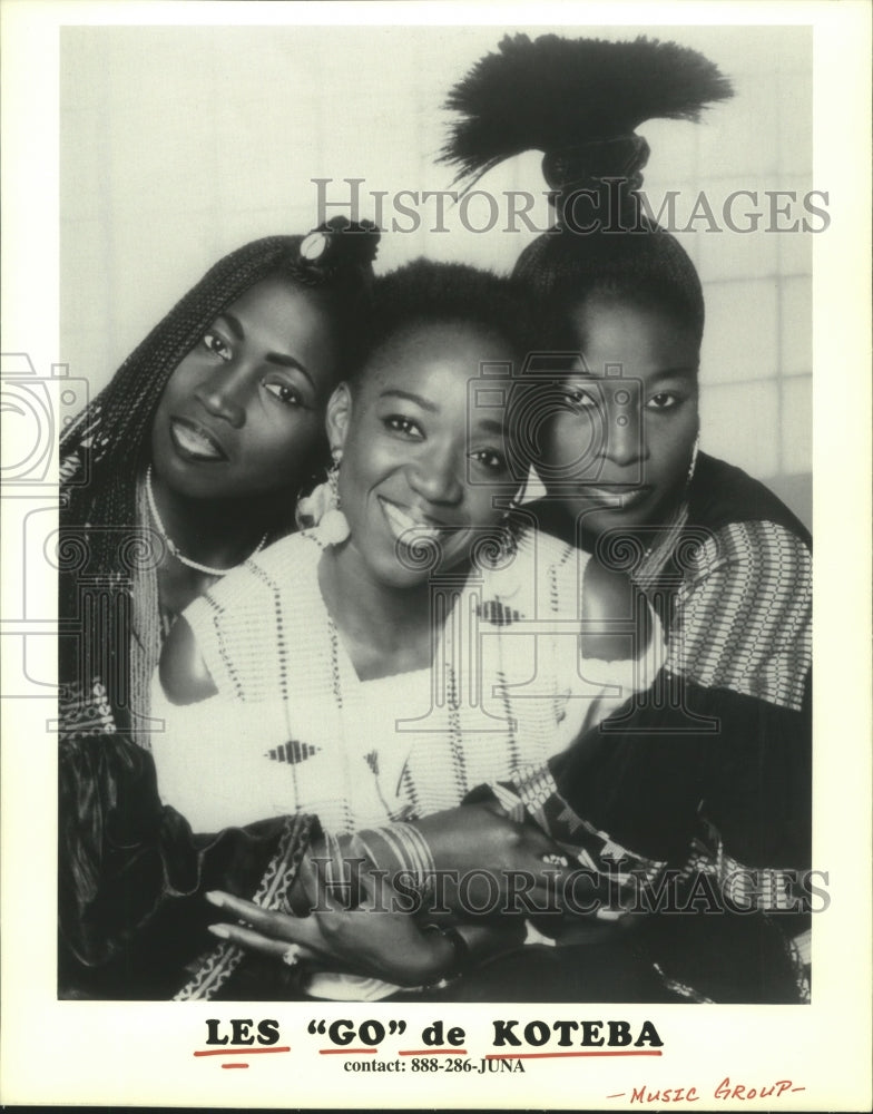 1998 Press Photo Members of the music group Les &quot;Go&quot; De Koteba - hcp05304- Historic Images