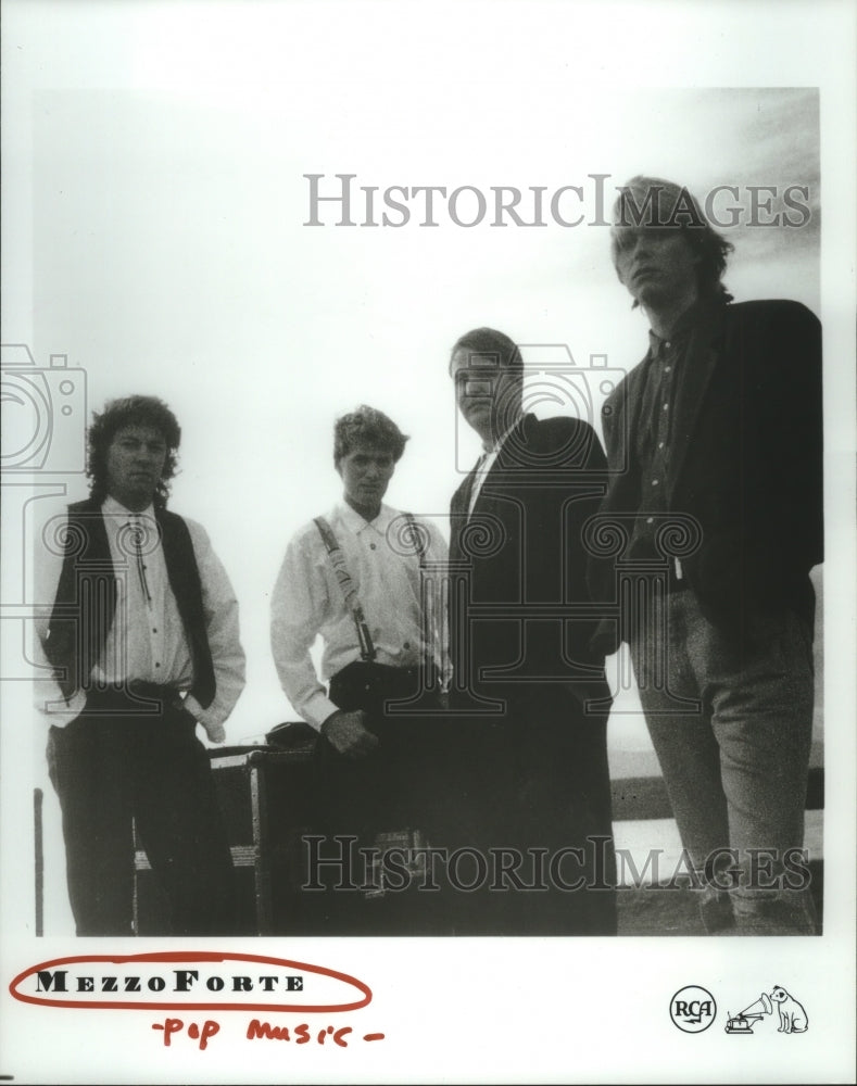 1992 Press Photo Members of the pop music group MezzoForte - hcp05441- Historic Images