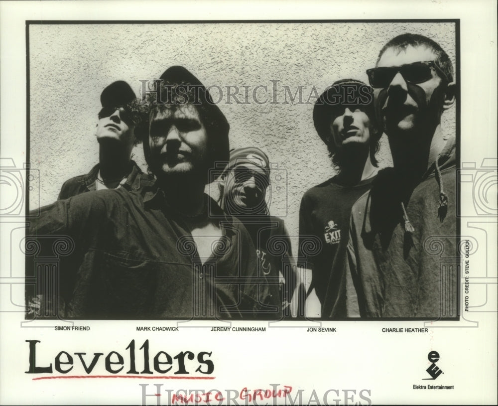 1994 Press Photo Members of &quot;Levellers&quot;. - hcp05632- Historic Images