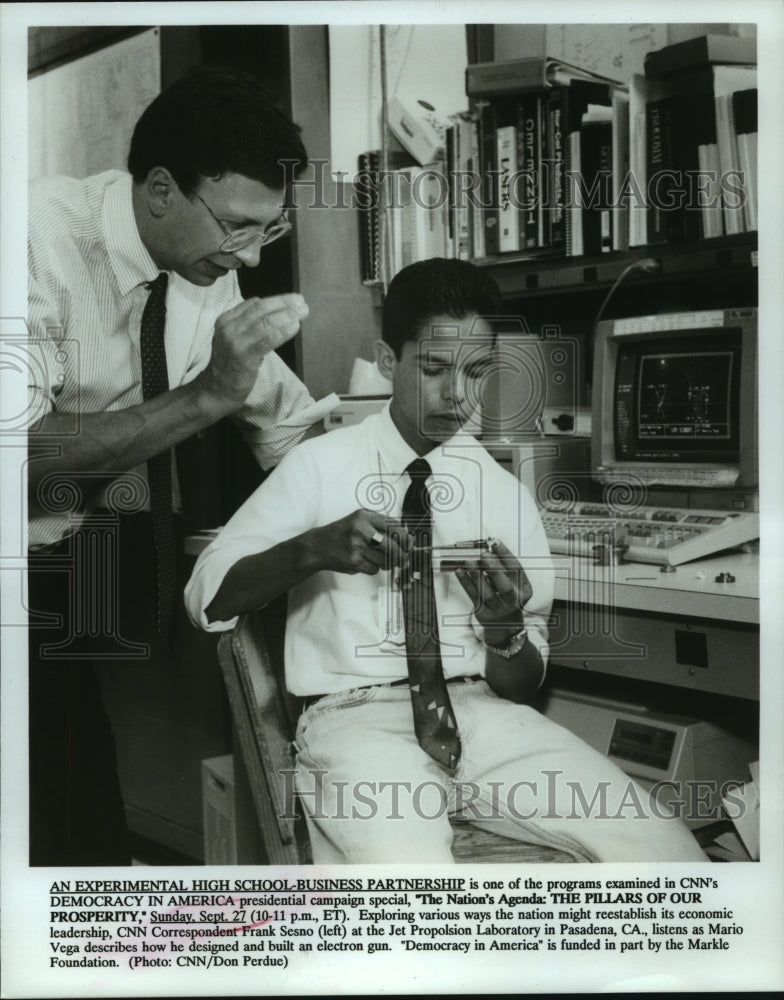 1992 Press Photo Frank Sesno, Mario Vega in "Democracy in America" airing on CNN- Historic Images