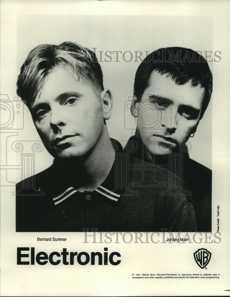 1991 Press Photo Bernard Sumner and Johnny Marr of &quot;Electronic&quot;. - hcp05860- Historic Images