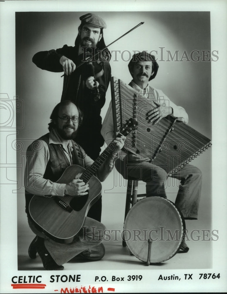 1986 Press Photo Celtic Stone-Musicians - hcp05903- Historic Images