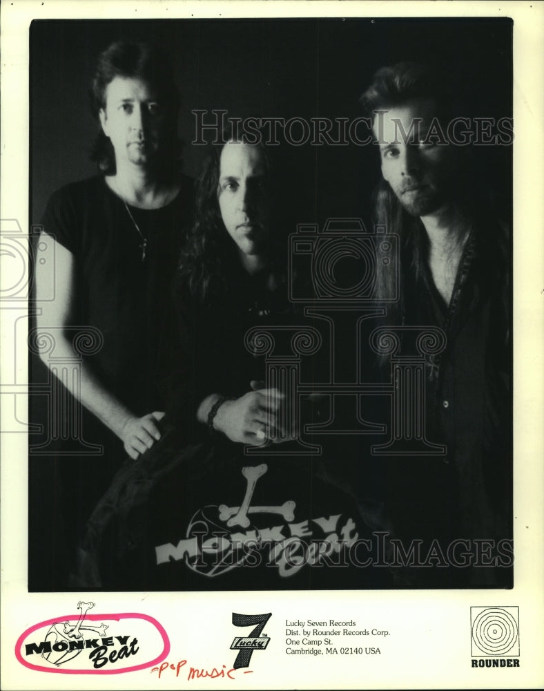 1994 Press Photo Pop music group "Monkey Beat". - hcp05934- Historic Images