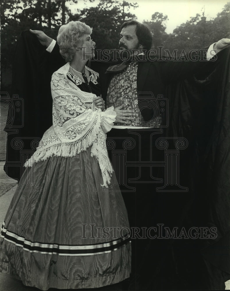 1981 Press Photo Members of the Houston Gilbert &amp; Sullivan Society - hcp06059- Historic Images