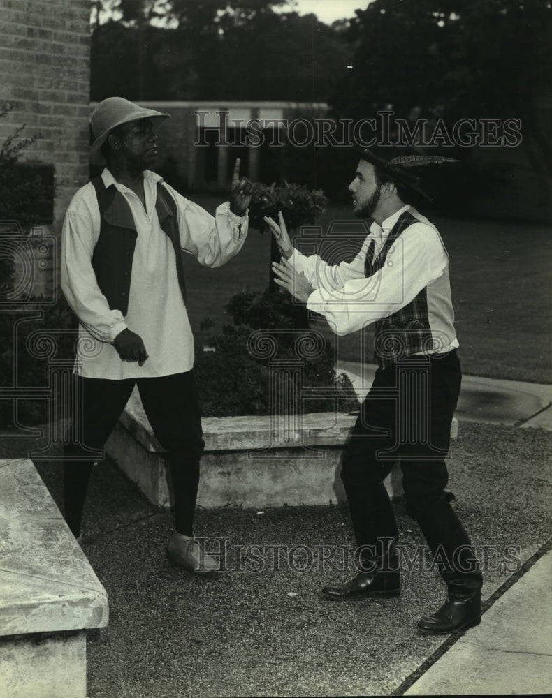 1981 Press Photo Members of the Houston Gilbert &amp; Sullivan Society in Ruddigore- Historic Images