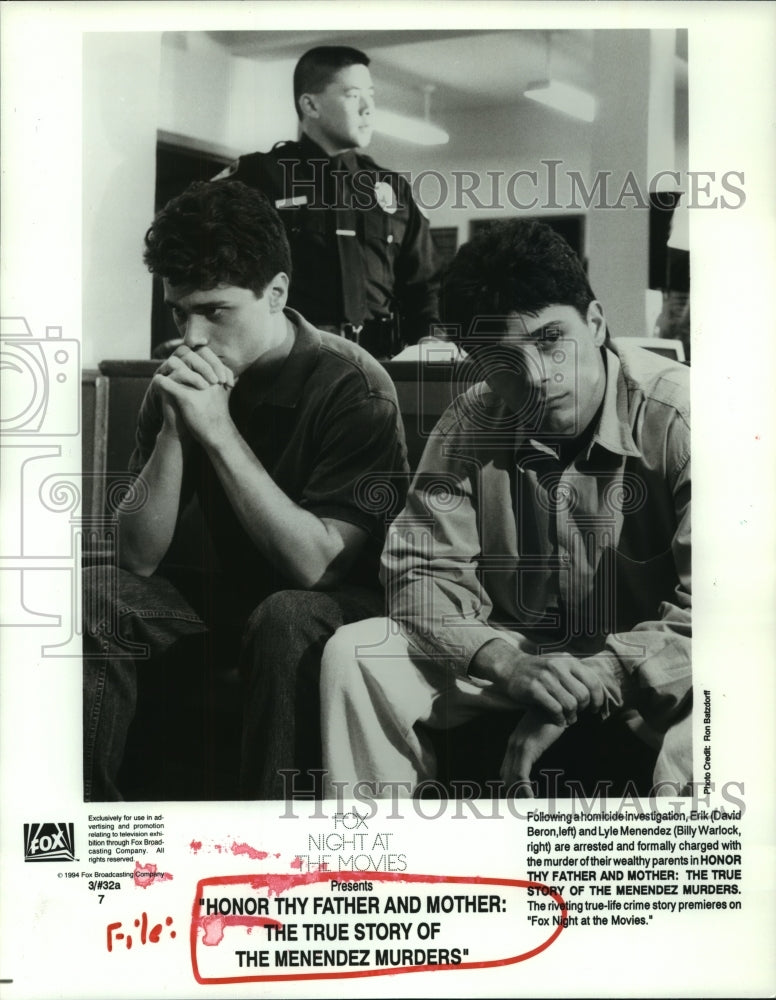 1994 Press Photo David Beron and Billy Warlock act in Honor Thy Father & Mother- Historic Images