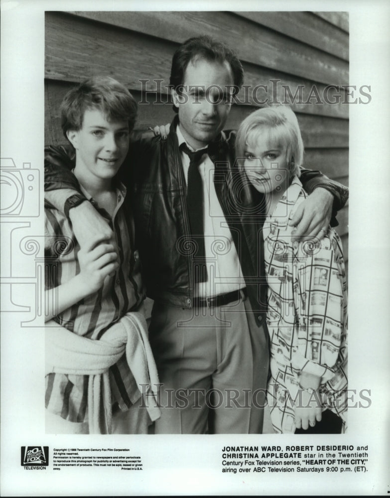 1986 Press Photo Actors from the television series &quot;Heart of the City&quot;- Historic Images