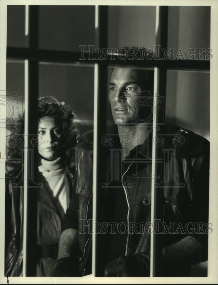 1988 Press Photo Sam Jones, Cristina Raines-Crowe in &quot;The Highwayman&quot; on NBC TV- Historic Images